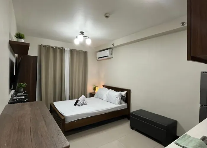 Hotel apartamentowy With Balcony - Pool View